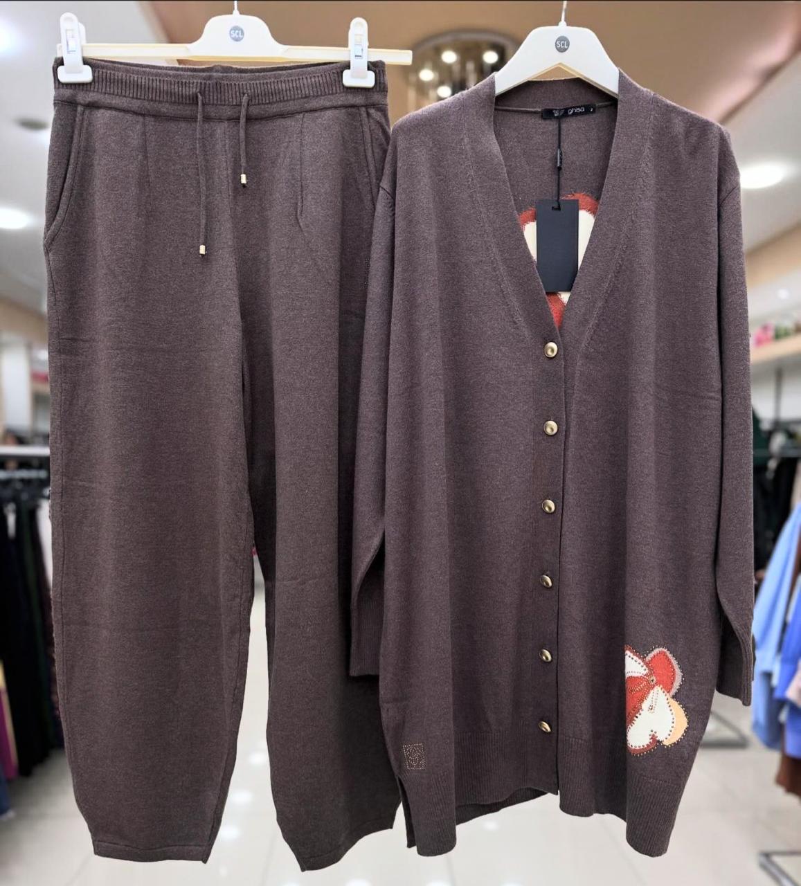 CH 485 Back Flower Printed Fleece Co ord Set For Winter